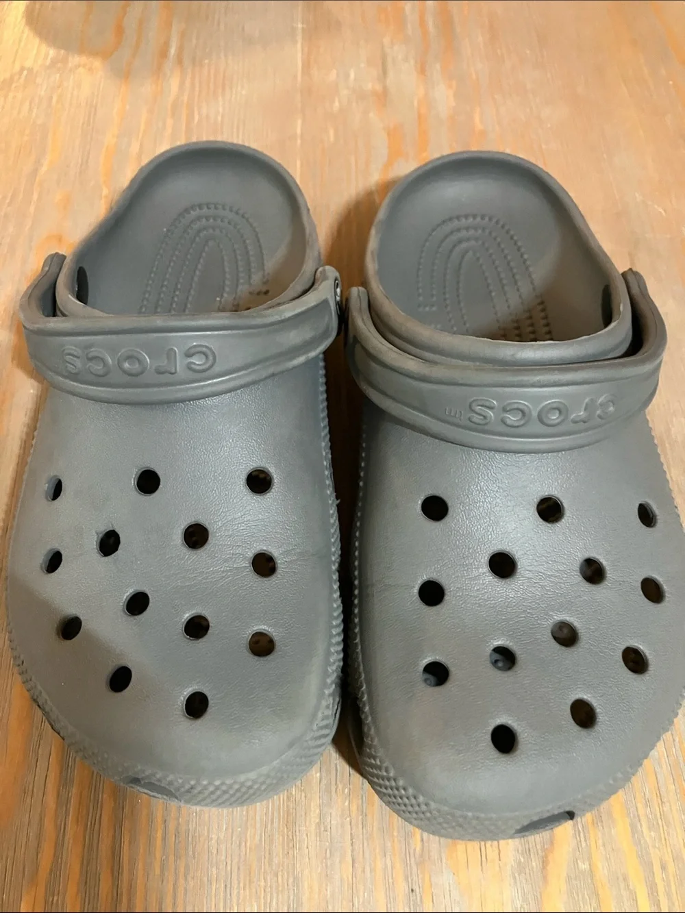 CROCS Kids Classic Clog in Gray